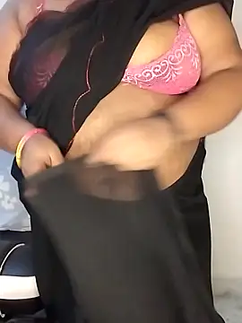 Snapshot of Sexy_Radhikaa chatting on 26, 5, 2026 Sexy Radhikaa online show from 26, 5, 2026