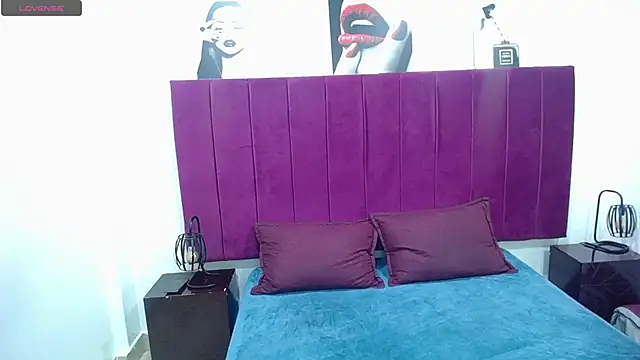 Kylee28 online show from 7, 2, 2025