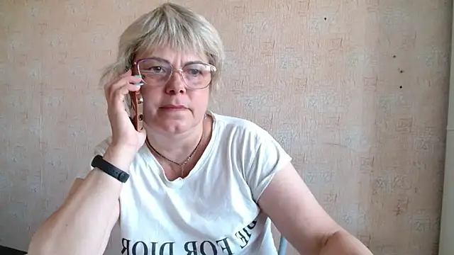 Snapshot of sweetsunset11 chatting on 22, 9, 2025 sweetsunset11 online show from 22, 9, 2025