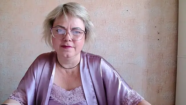 Snapshot of sweetsunset11 chatting on 24, 9, 2025 sweetsunset11 online show from 24, 9, 2025