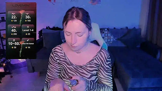 Jenny Luvv online show from 28, 12, 2024