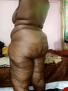 Snapshot of Sweetblackassxxx505 chatting on 1, 2, 2026 Sweetblackassxxx505 online show from 1, 2, 2026