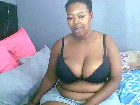 curvyloneah75 online show from 3, 12, 2024