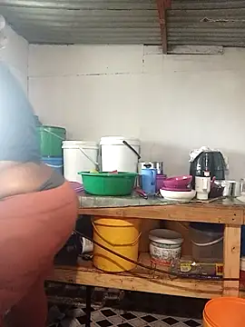 curvyloneah75 online show from 16, 1, 2026