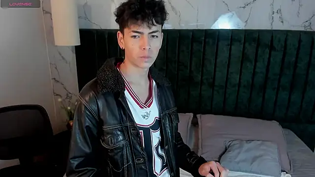 Snapshot of MattiDeLuca chatting on 31, 1, 2025 MattiDeLuca online show from 31, 1, 2025