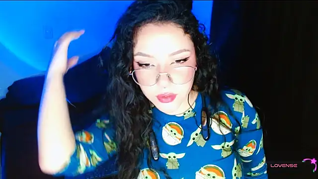 Snapshot of DollCam__ chatting on 18, 9, 2025 DollCam online show from 18, 9, 2025