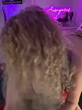 CurvyAnonymousGirl89 online show from 3, 2, 2026