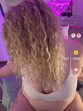 CurvyAnonymousGirl89 online show from 28, 4, 2026