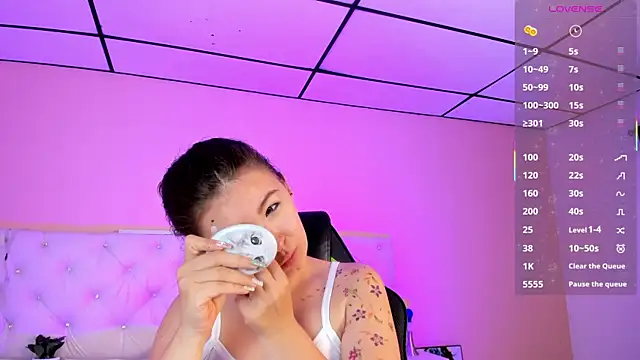 Snapshot of mariie_tayy chatting on 12, 9, 2025 mariie tayy online show from 12, 9, 2025