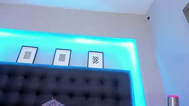 Snapshot of MeleekXXX_ chatting on 26, 12, 2024 MeleekXXX online show from 26, 12, 2024