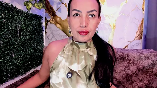 Snapshot of MeleekXXX_ chatting on 9, 6, 2026 MeleekXXX online show from 9, 6, 2026
