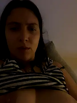 Snapshot of xBubblyBarbiexx chatting on 11, 11, 2025 xBubblyBarbiexx online show from 11, 11, 2025