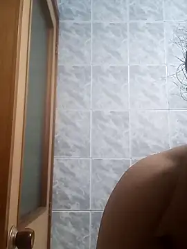 Naomy veracruz  online show from 1, 5, 2026