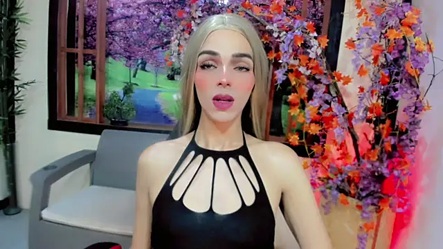 Snapshot of Alessa_mullen chatting on 4, 3, 2025 Alessa mullen online show from 4, 3, 2025
