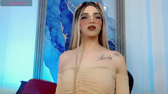 Snapshot of Alessa_mullen chatting on 25, 10, 2025 Alessa mullen online show from 25, 10, 2025