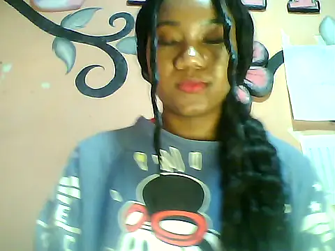 Snapshot of Fariana01 chatting on 5, 2, 2025 Fariana01 online show from 5, 2, 2025