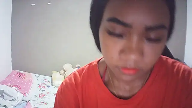 Snapshot of Fariana01 chatting on 28, 6, 2026 Fariana01 online show from 28, 6, 2026