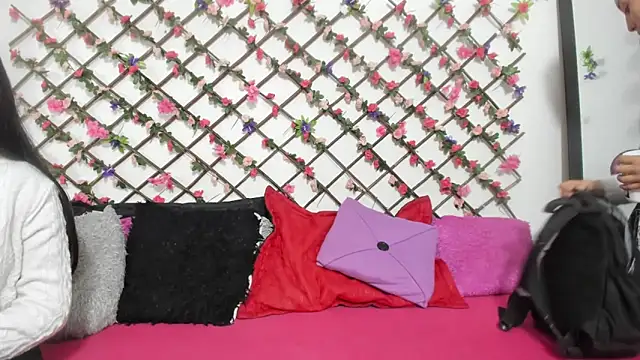 Snapshot of abby_eemily chatting on 21, 2, 2025 abby eemily online show from 21, 2, 2025