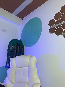 LollaByer online show from 10, 10, 2025