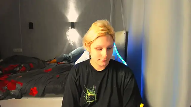 Kleo Godde online show from 22, 10, 2025