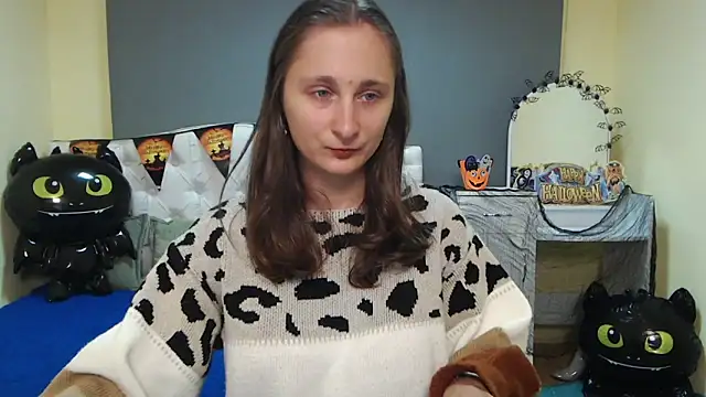 MichelLeee online show from 24, 10, 2025