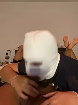 Snapshot of Sara_blanc chatting on 16, 12, 2024 Sara blanc online show from 16, 12, 2024