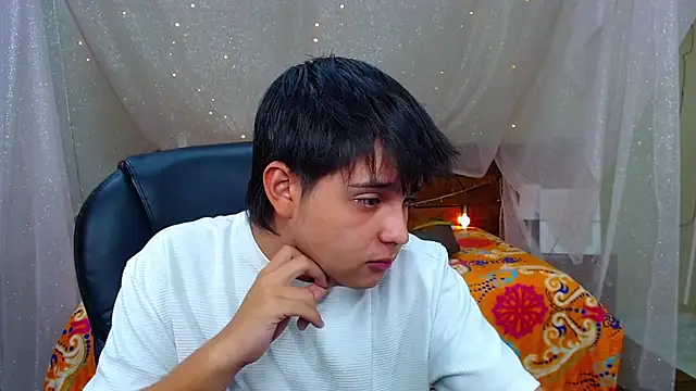 Snapshot of AndrewPherson chatting on 25, 2, 2025 AndrewPherson online show from 25, 2, 2025