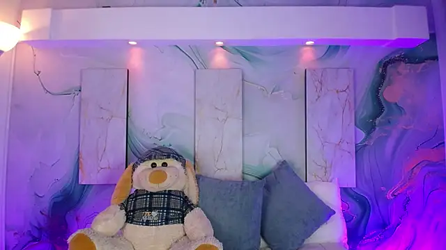 Aniie Doll online show from 4, 5, 2026