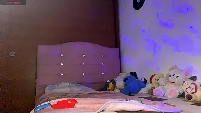 male couper online show from 6, 2, 2026