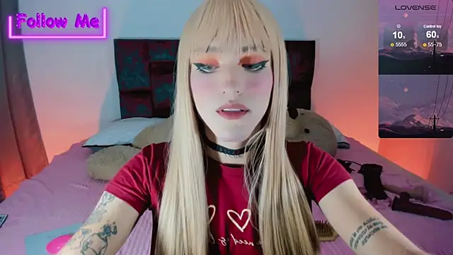 Snapshot of Kirmyy_ chatting on 17, 12, 2024 Kirmyy  online show from 17, 12, 2024