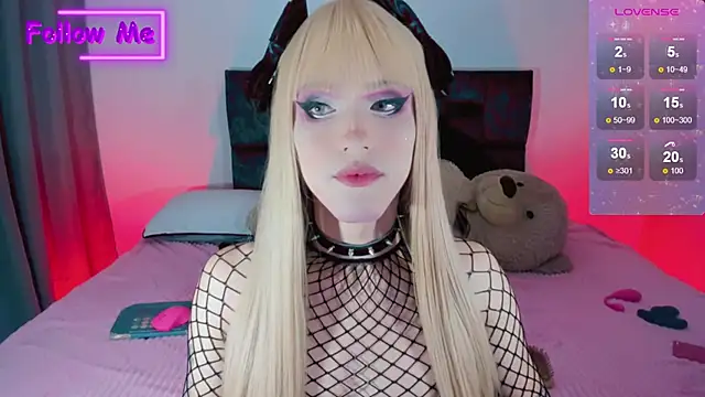 Snapshot of Kirmyy_ chatting on 22, 12, 2024 Kirmyy  online show from 22, 12, 2024