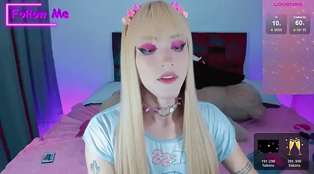 Snapshot of Kirmyy_ chatting on 8, 1, 2025 Kirmyy  online show from 8, 1, 2025