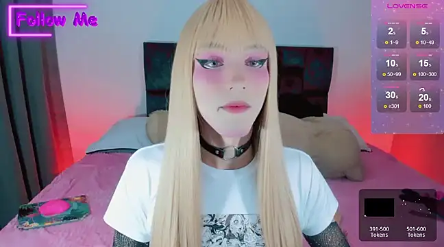 Snapshot of Kirmyy_ chatting on 10, 1, 2025 Kirmyy  online show from 10, 1, 2025