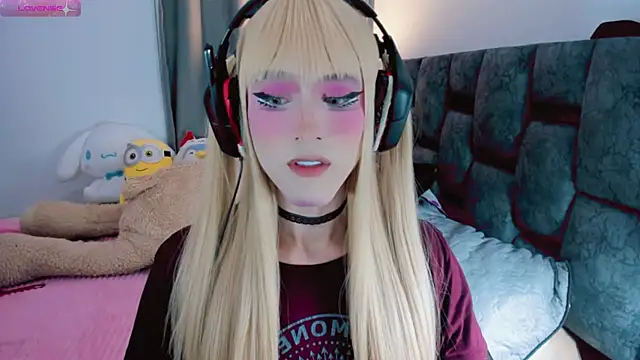 Snapshot of Kirmyy_ chatting on 3, 3, 2025 Kirmyy  online show from 3, 3, 2025