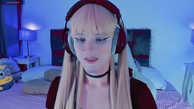 Snapshot of Kirmyy_ chatting on 30, 9, 2025 Kirmyy  online show from 30, 9, 2025