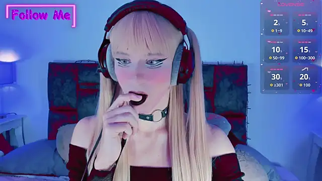 Snapshot of Kirmyy_ chatting on 26, 10, 2025 Kirmyy  online show from 26, 10, 2025