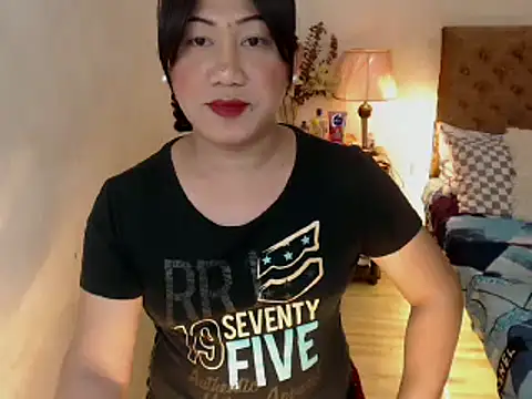 Snapshot of playtimesussy69 chatting on 10, 12, 2024 playtimesussy69 online show from 10, 12, 2024