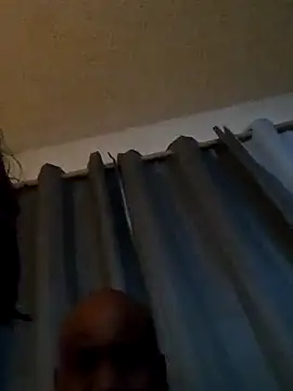 Snapshot of bbcprty chatting on 28, 10, 2025 bbcprty online show from 28, 10, 2025