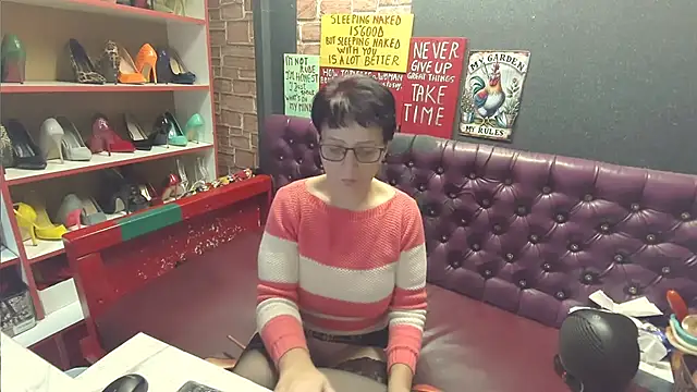 Snapshot of Lily4yourfun chatting on 27, 12, 2024 Lily4yourfun online show from 27, 12, 2024