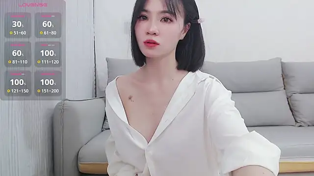 Snapshot of Koi-m- chatting on 8, 2, 2025 Koi-m- online show from 8, 2, 2025