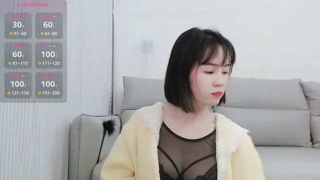 Snapshot of Koi-m- chatting on 28, 2, 2025 Koi-m- online show from 28, 2, 2025