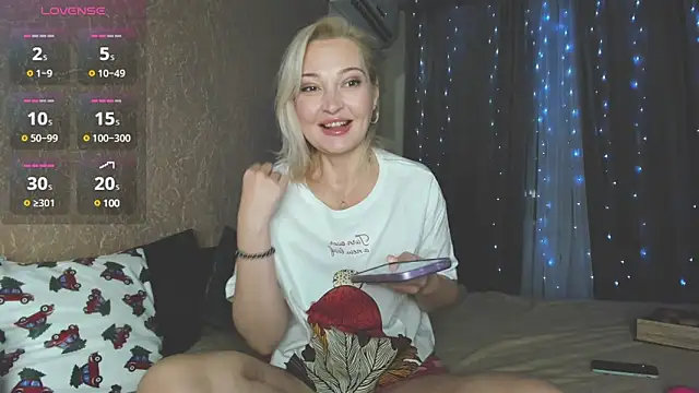 Milena candyy online show from 10, 12, 2024