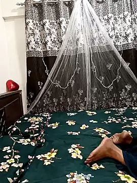 Cute-Bhavya online show from 8, 1, 2025