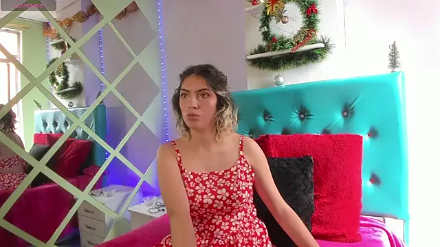 Annie  winter online show from 15, 12, 2024