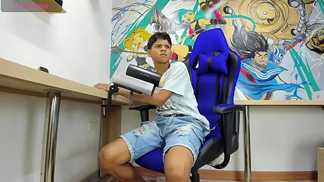 Jeffry wolvess online show from 5, 1, 2025