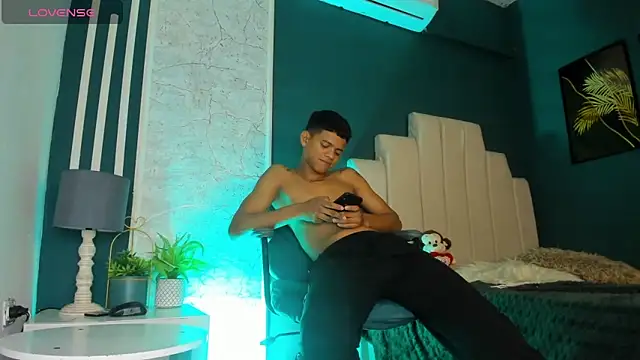 Jeffry wolvess online show from 4, 3, 2025