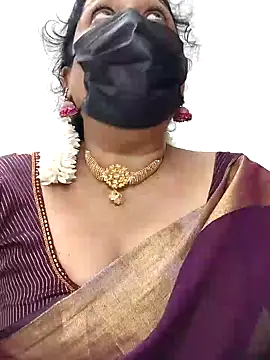 Snapshot of rekha_naier chatting on 28, 1, 2025 rekha naier online show from 28, 1, 2025