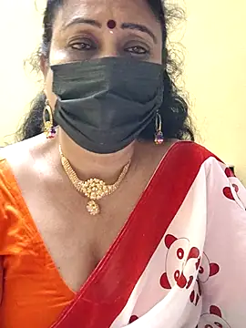 Snapshot of rekha_naier chatting on 2, 2, 2025 rekha naier online show from 2, 2, 2025