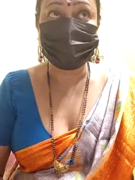 Snapshot of rekha_naier chatting on 24, 2, 2025 rekha naier online show from 24, 2, 2025