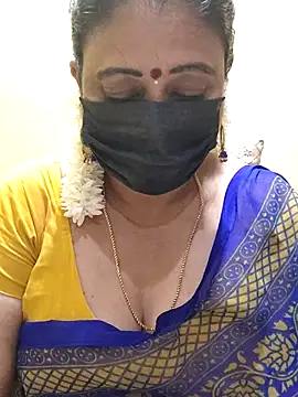Snapshot of rekha_naier chatting on 1, 3, 2025 rekha naier online show from 1, 3, 2025
